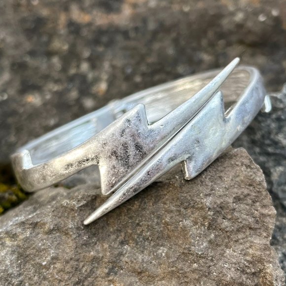 Lightning Bolt Bracelet Hinged - Picture 4 of 8